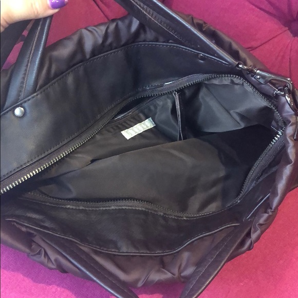 PleatsPlease shoulder/tote bag - Picture 7 of 11